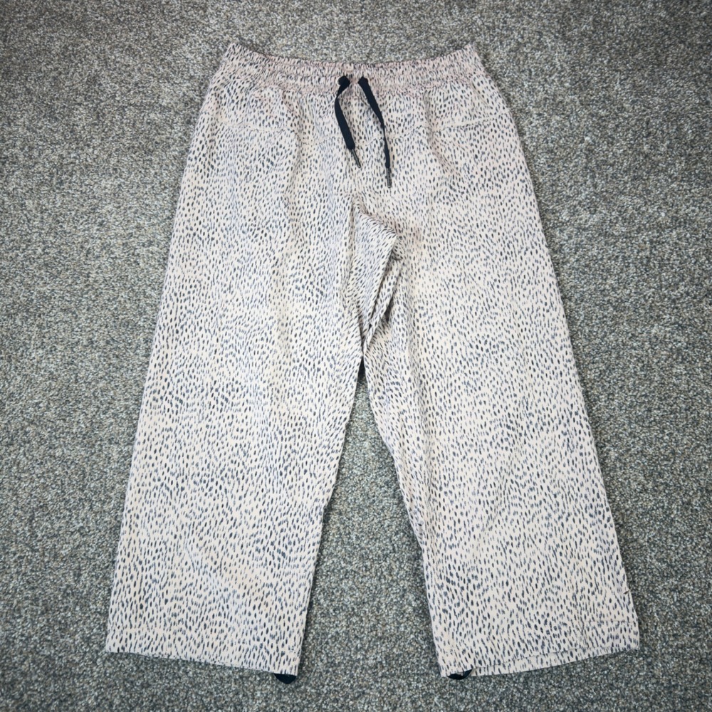 Lululemon Step Lively Crop Wide Leg Pants Dot Print Pink Tan Black Size 4